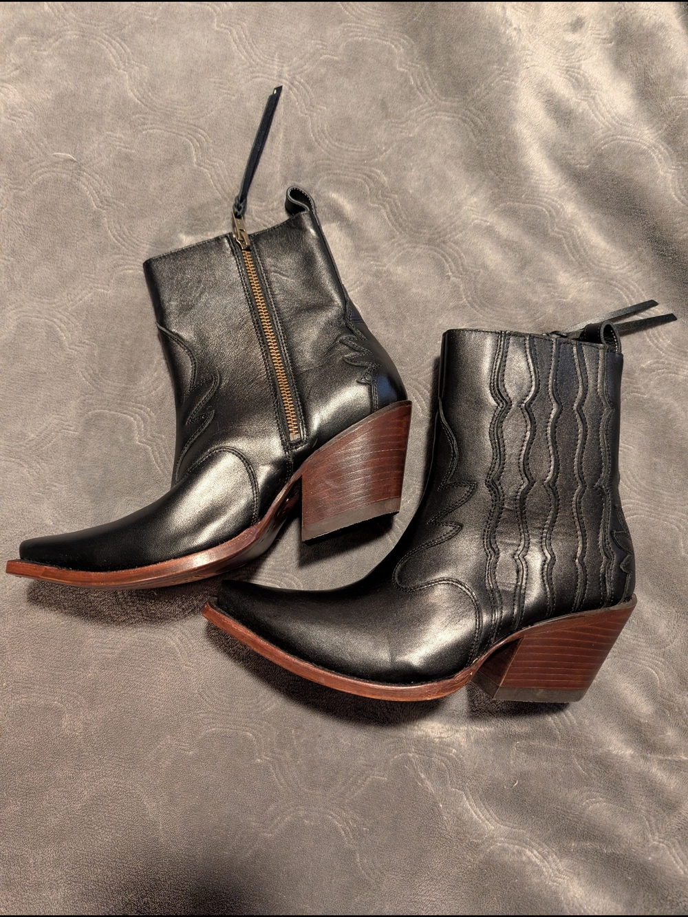 Ariat Black Leather Western Heeled Ankle Boots